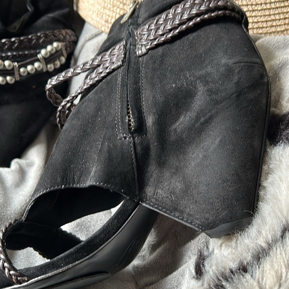 ASH Rocker Vibe wedges in black - Picture 9 of 11